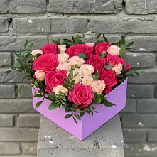 Цветочная композиция из Розы в коробке в Шестаково Воронежской области
