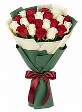 Букет Микс из красных и белых роз #REPLACE_PRED# Шестаково Воронежской области