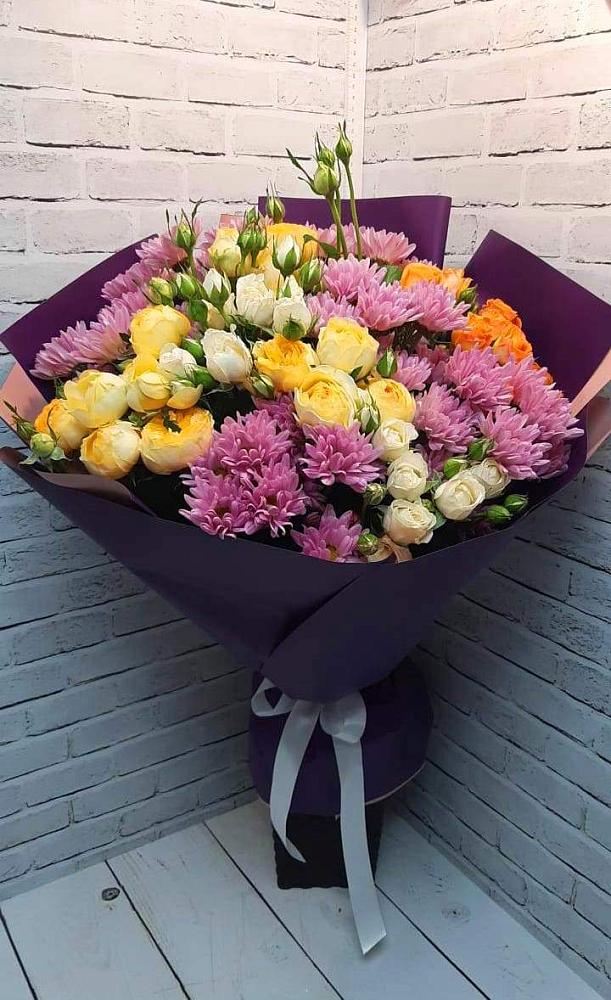 Букет цветов из: Хризантемы и Розы в Шестаково Воронежской области