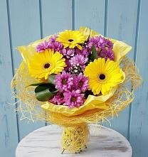 Букет цветов из:  Хризантемы и Герберы в Шестаково Воронежской области