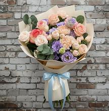 Букет цветов из:  Розы, Лизиантусы и Гвоздики в Шестаково Воронежской области